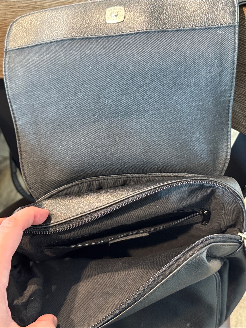Liz Claiborne Black Leather Backpack with Front Pocket & Silver Hardware GUC - Picture 4 of 6